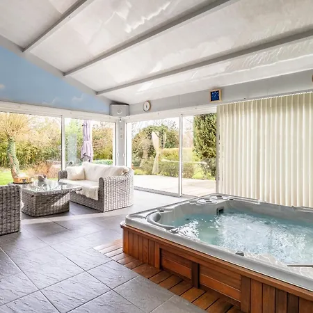 Maison Avec Spa-sauna Et Jardin Saint-Gervais (Vendee)