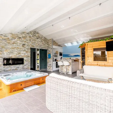 Maison Avec Spa-sauna Et Jardin Casa vacanze