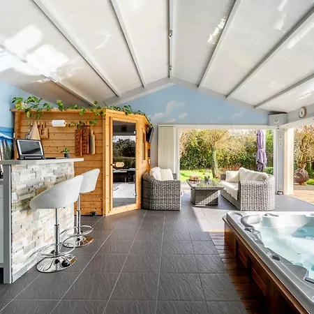 Casa vacanze Maison Avec Spa-sauna Et Jardin *
