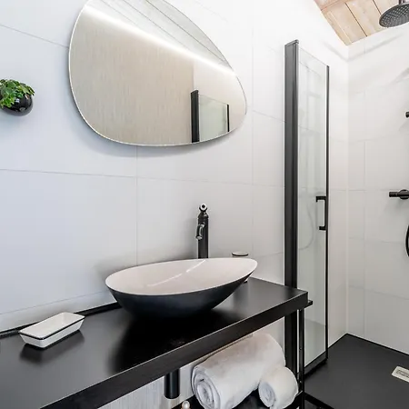 Maison Avec Spa-sauna Et Jardin * Saint-Gervais (Vendee)